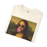 Mona Lisa Bubblegum T-Shirt — "Just Chillin'" Retro Art Tee