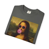 Mona Lisa Bubblegum T-Shirt — "Just Chillin'" Retro Art Tee